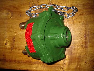 Wasserpumpe FE 401 B mit Zapfwellenantrieb für Kleintraktor Wasserpumpe FE 401 B mit Zapfwellenantrieb für Kleintraktor