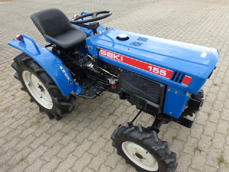 Iseki Kompakttraktor Allradtraktor TX 155 (TX 2160), optional auch mit Frontlader erhältlich Iseki Kompakttraktor Allradtraktor TX 155 (TX 2160), optional auch mit Frontlader erhältlich